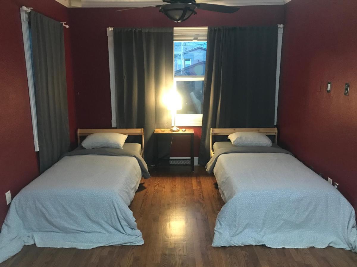 Private Room In West Highlands House DEN 外观 照片